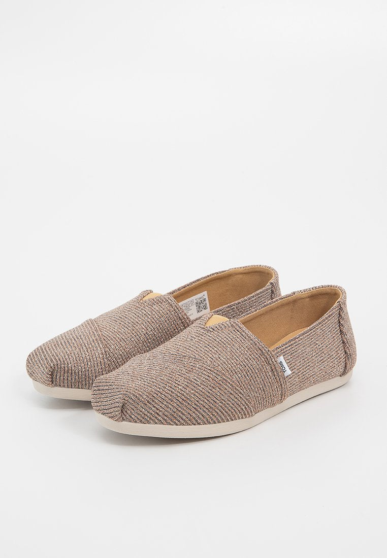 TOMS