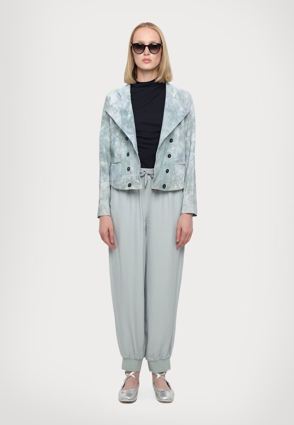 Emporio Armani READY TO WEAR