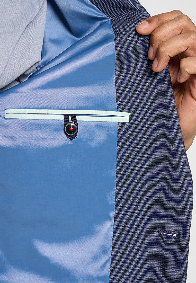 HUGO SLIM FIT