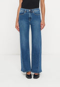 DKNY