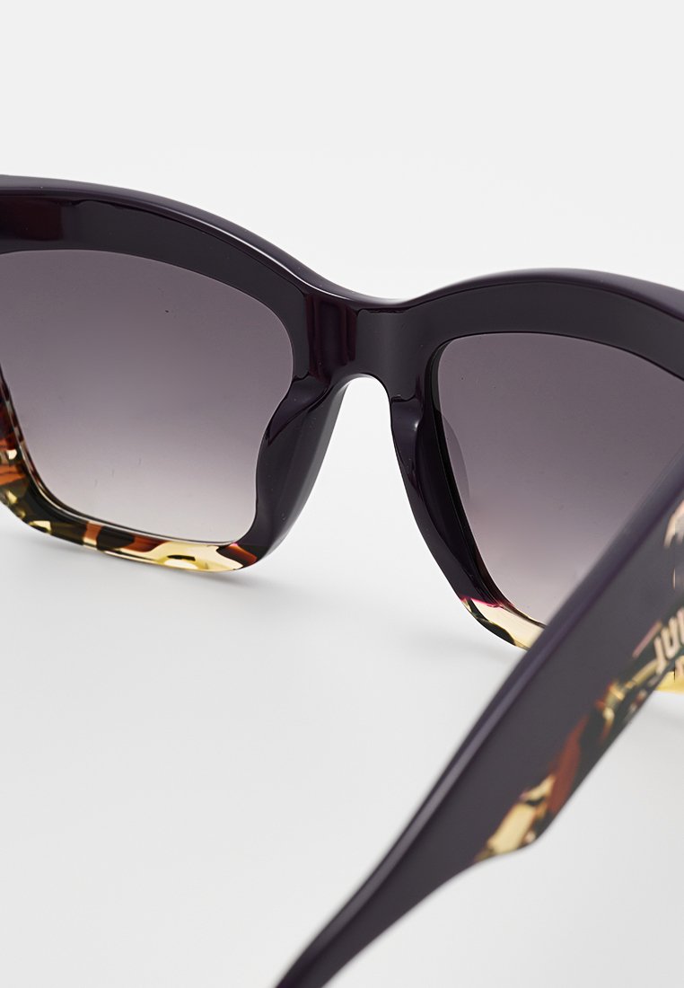 Just Cavalli
