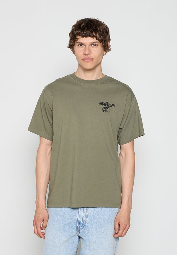 Levi's® VINTAGE FIT TEE