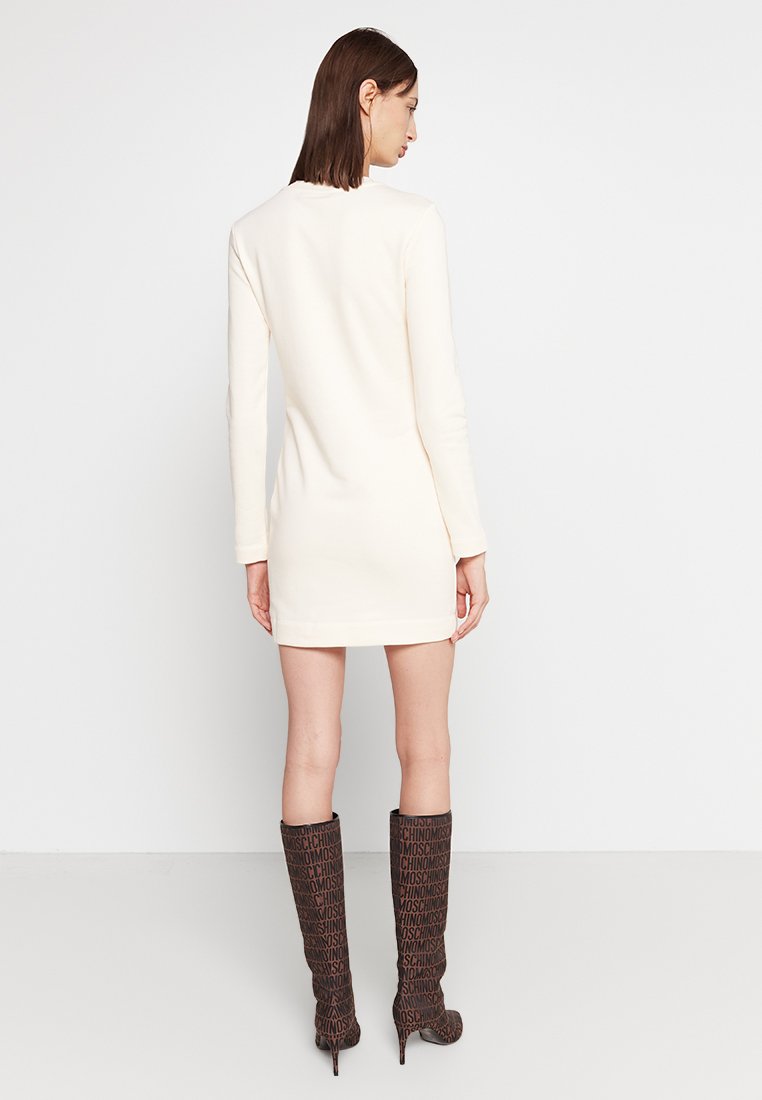 Love Moschino