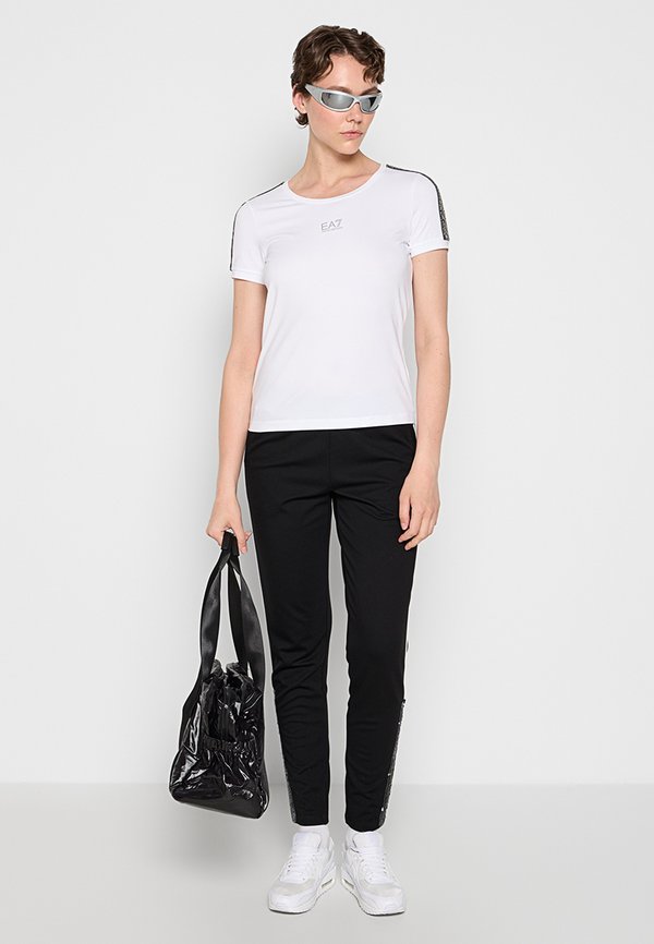 EA7 Emporio Armani