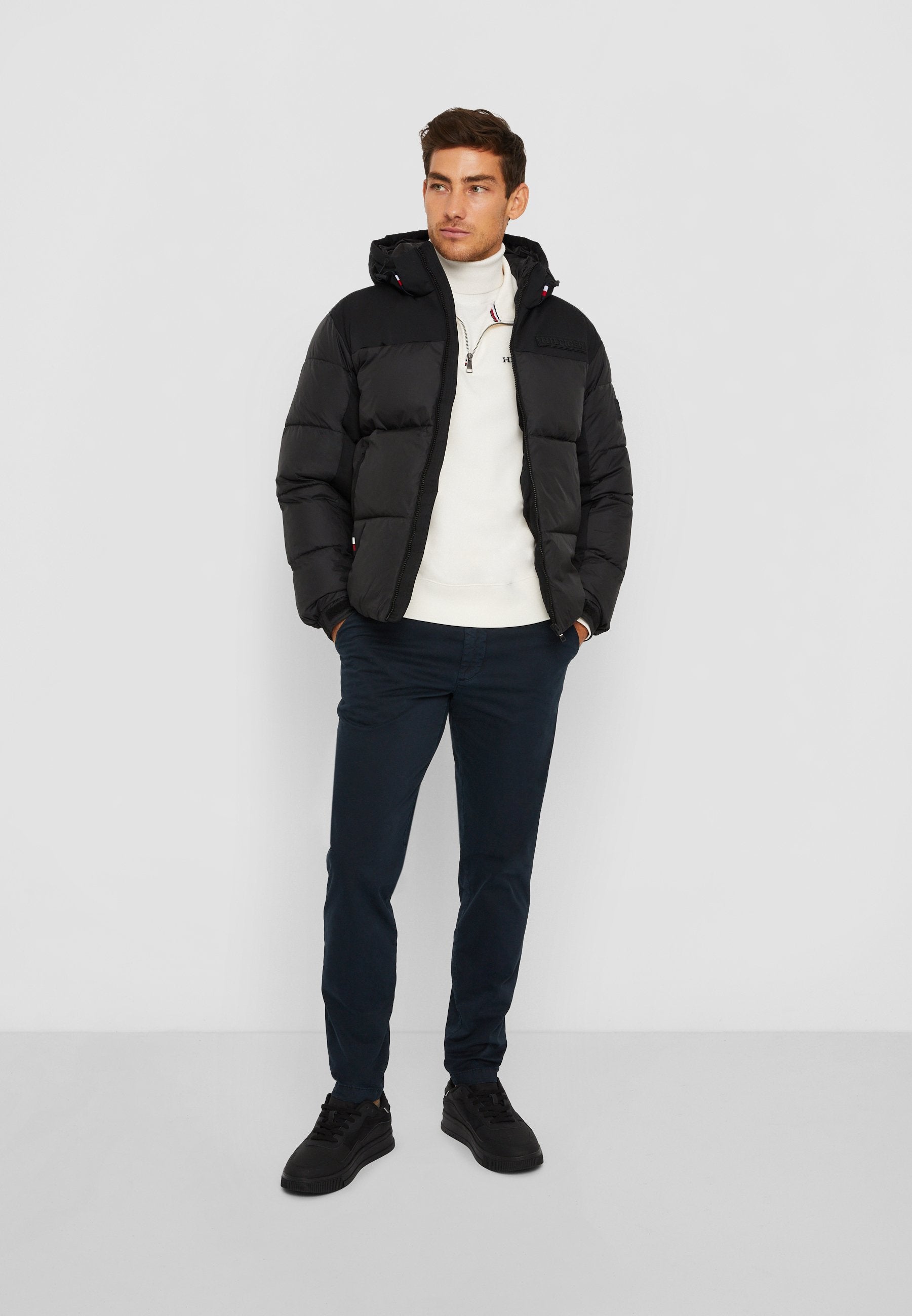 NEW YORK HOODED JACKET Media 3