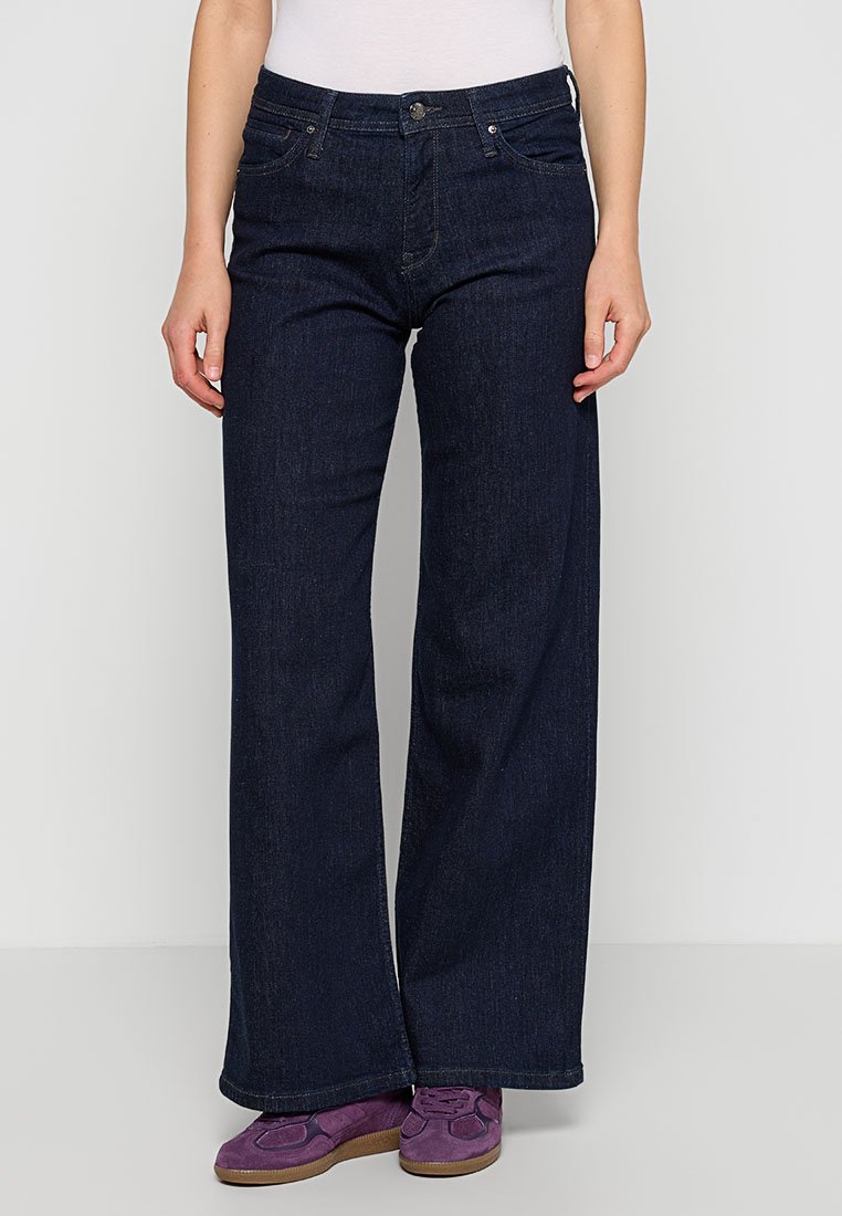 s.Oliver Jeans Relaxed Fit Media 1