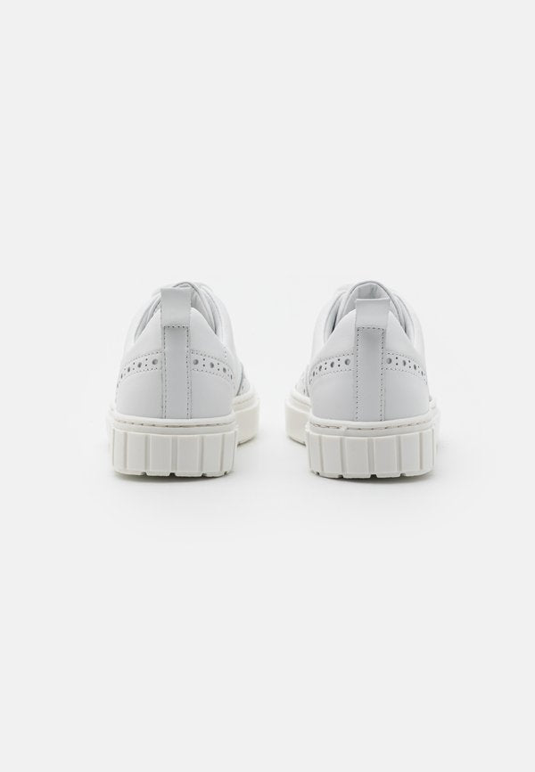 Emporio Armani UNISEX