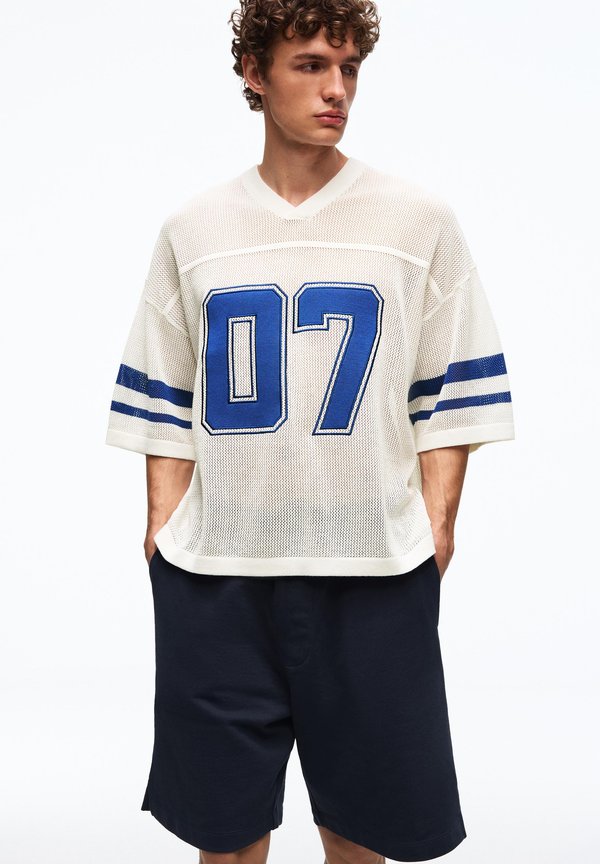 Bershka SHORT SLEEVE SPORTS - Print T-shirt - white
