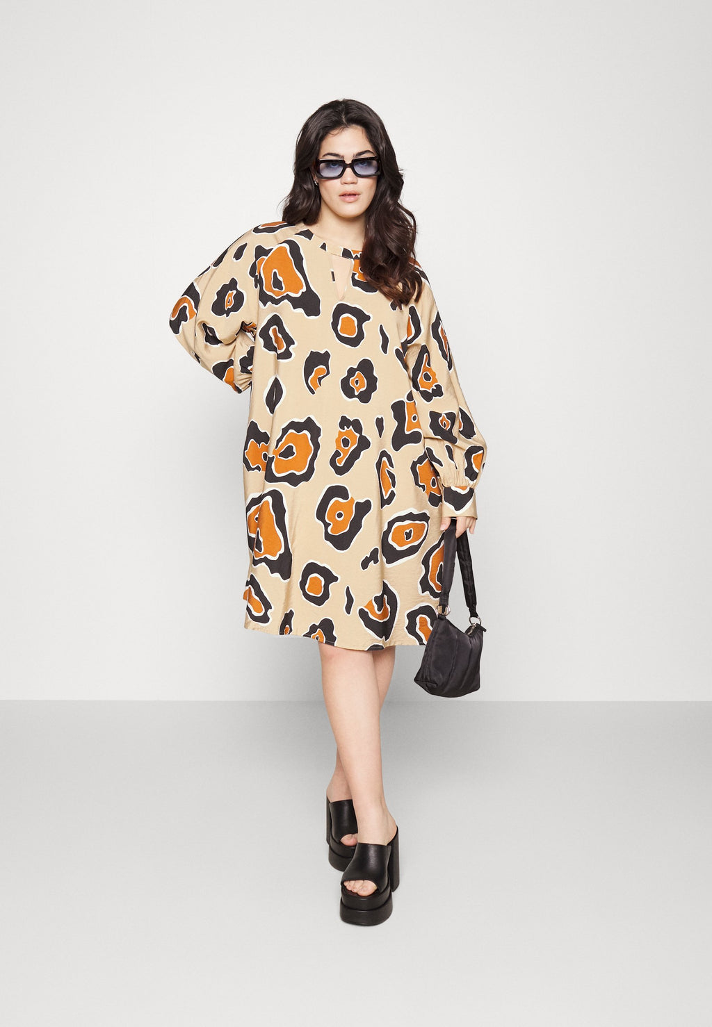 Object Curve OBJJACIRA SHORT DRESS