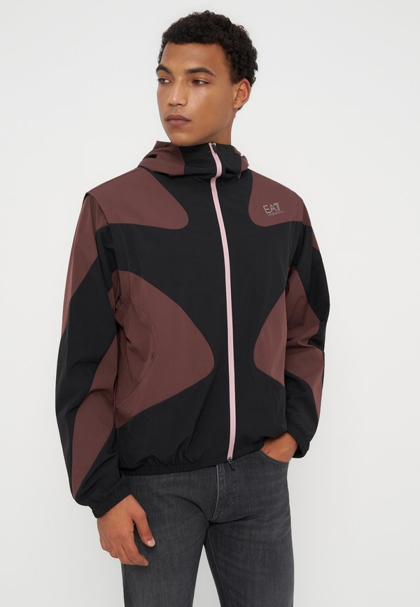 EA7 Emporio Armani