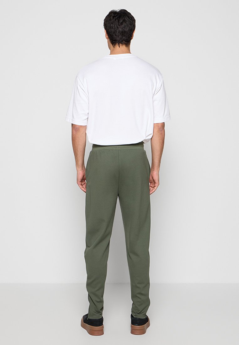 Lyle & Scott