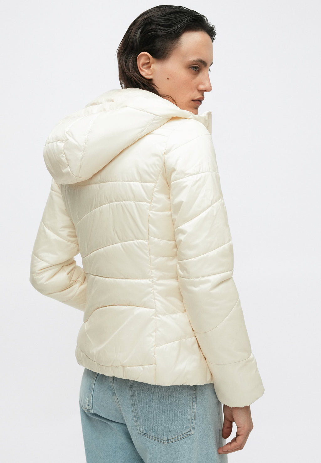 JACKET Media 8
