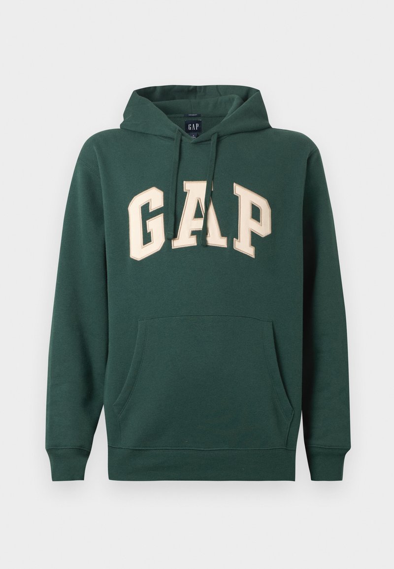 Grüne Baumwollkapuzenjacke mit einer frontalen Kängurutasche, cremefarbener "GAP"-Beflockung, verstellbarem Kordelzug in der Kapuze und gerippten Bündchen.