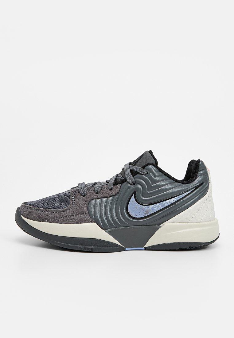 Nike Performance JA 2