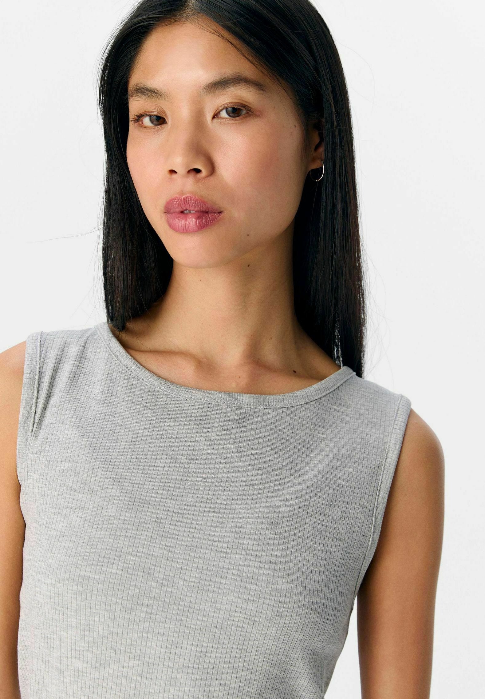 Object Tank Ribbed
