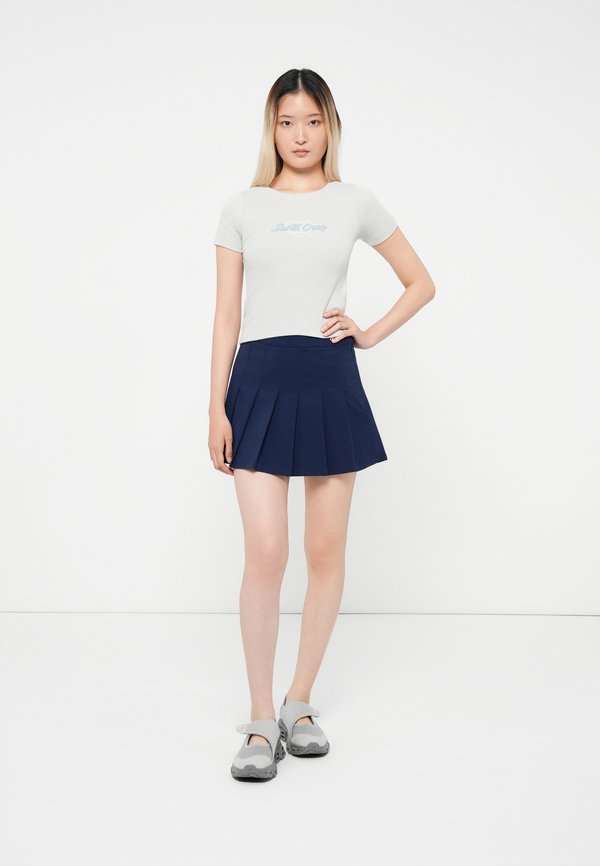 Santa Cruz LOVE SCRIPT FRONT