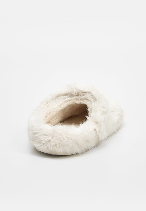 Crocs CLASSIC COZZZY LUXE