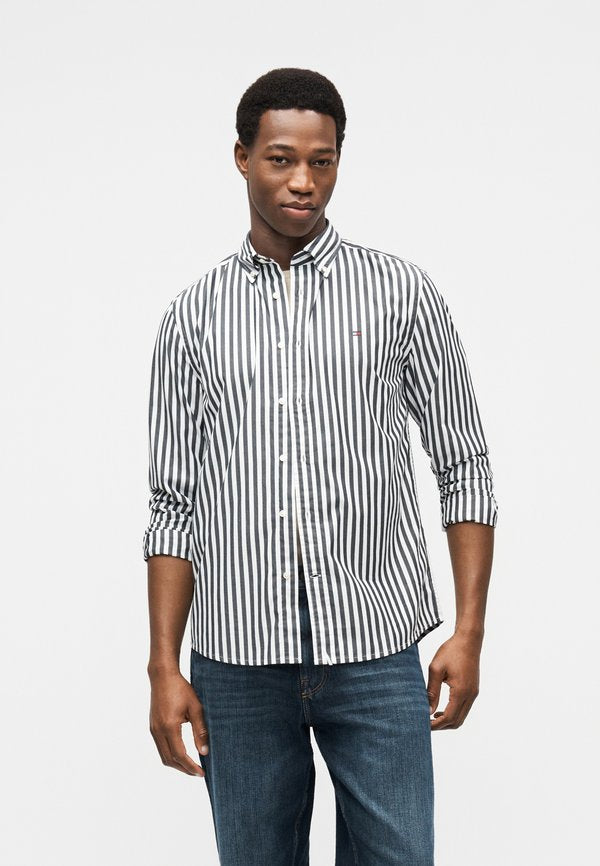 Tommy Hilfiger TH FLEX REGULAR FIT STRIPE POPLIN SHIRT - Shirt - black / stripe