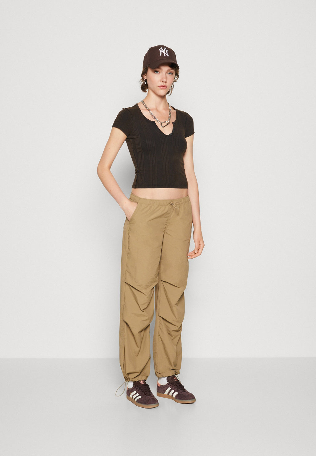 BDG Urban Outfitters MILLIE BUTTON NOTCH NECK