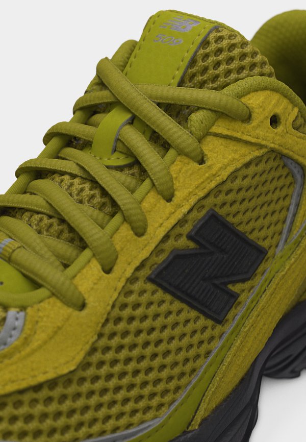 New Balance U509 UNISEX
