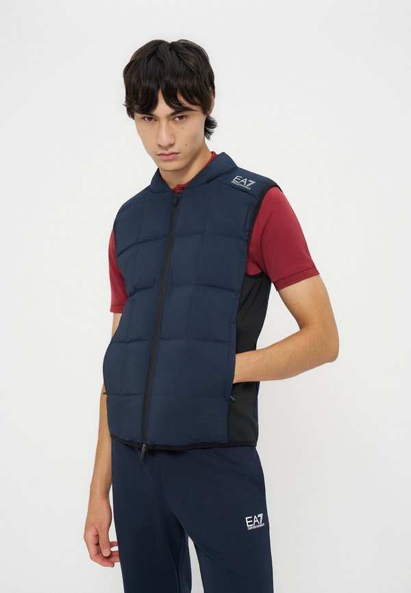 EA7 Emporio Armani