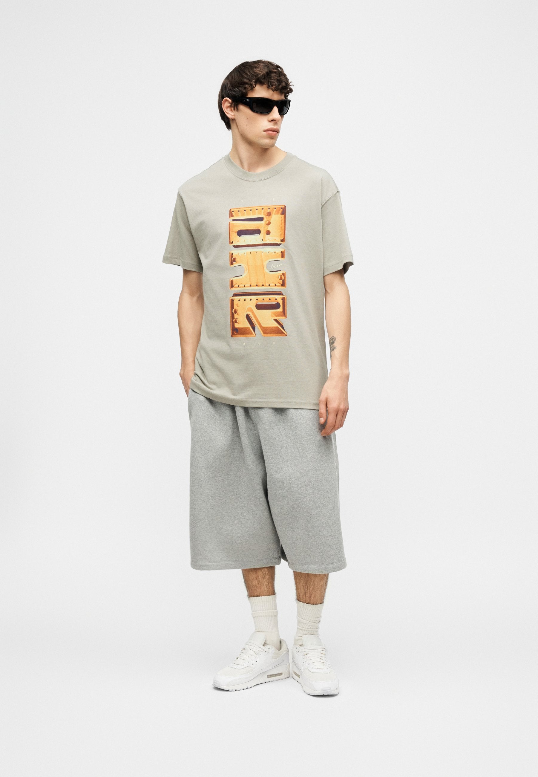 Nike Sportswear TEE DAY PLUS