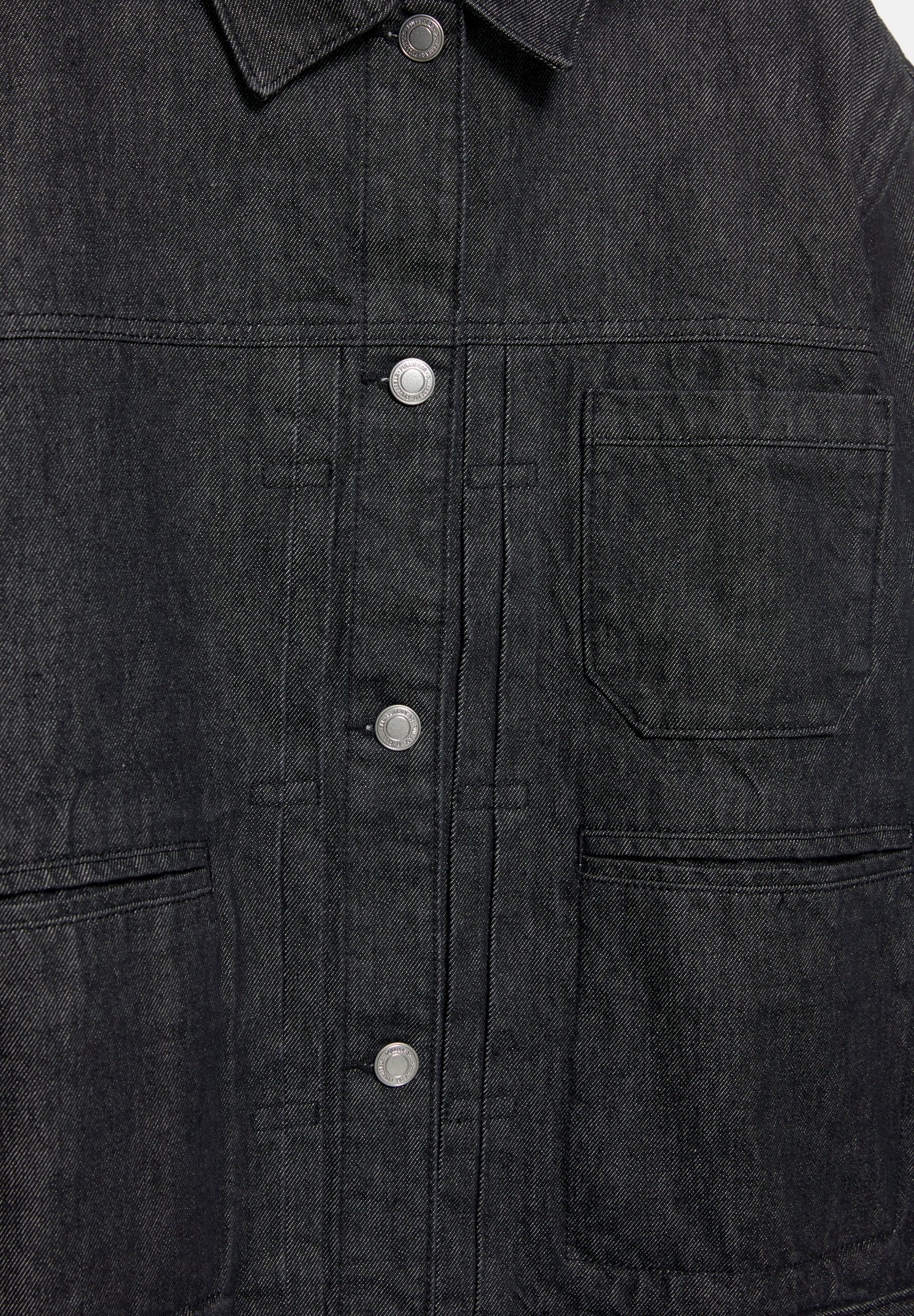 PULL&BEAR TRUCKER
