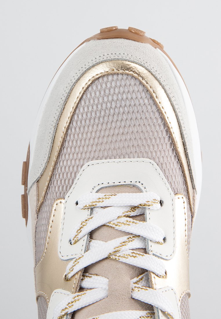 Bullboxer 703005E5C_