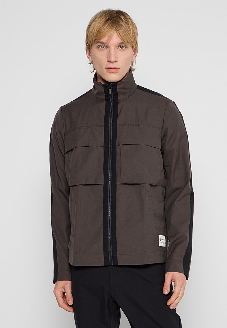 icebreaker Leichte Jacke Media 1