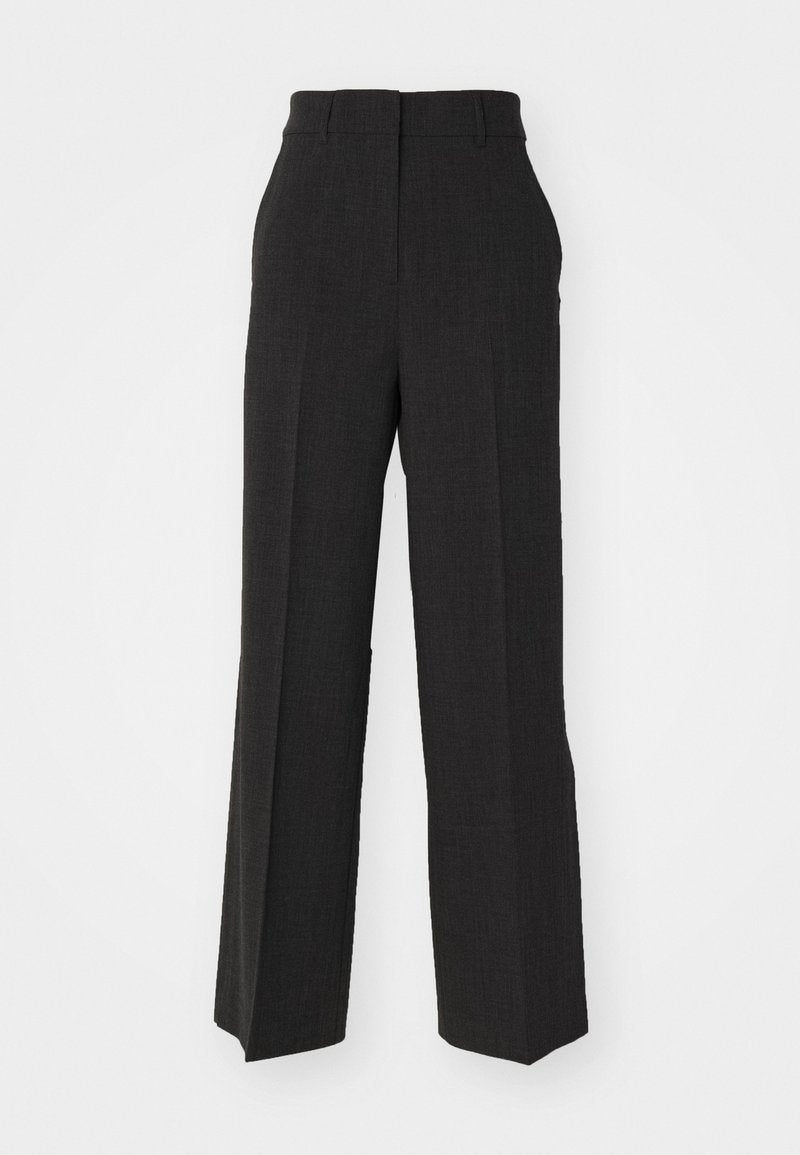 PANTS WITH OPENINGS ON THE BOTTOM Media 1