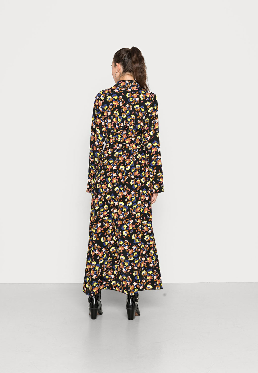 Colourful Rebel VALLY FLOWER COLLAR DRESS