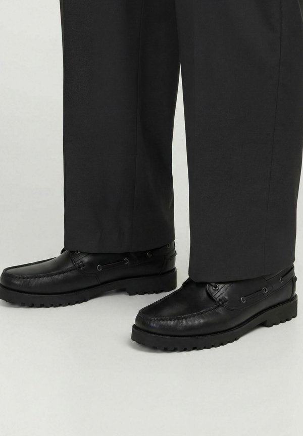 Jack & Jones BOAT SHOES BOAT SHOES - Boat shoes - black