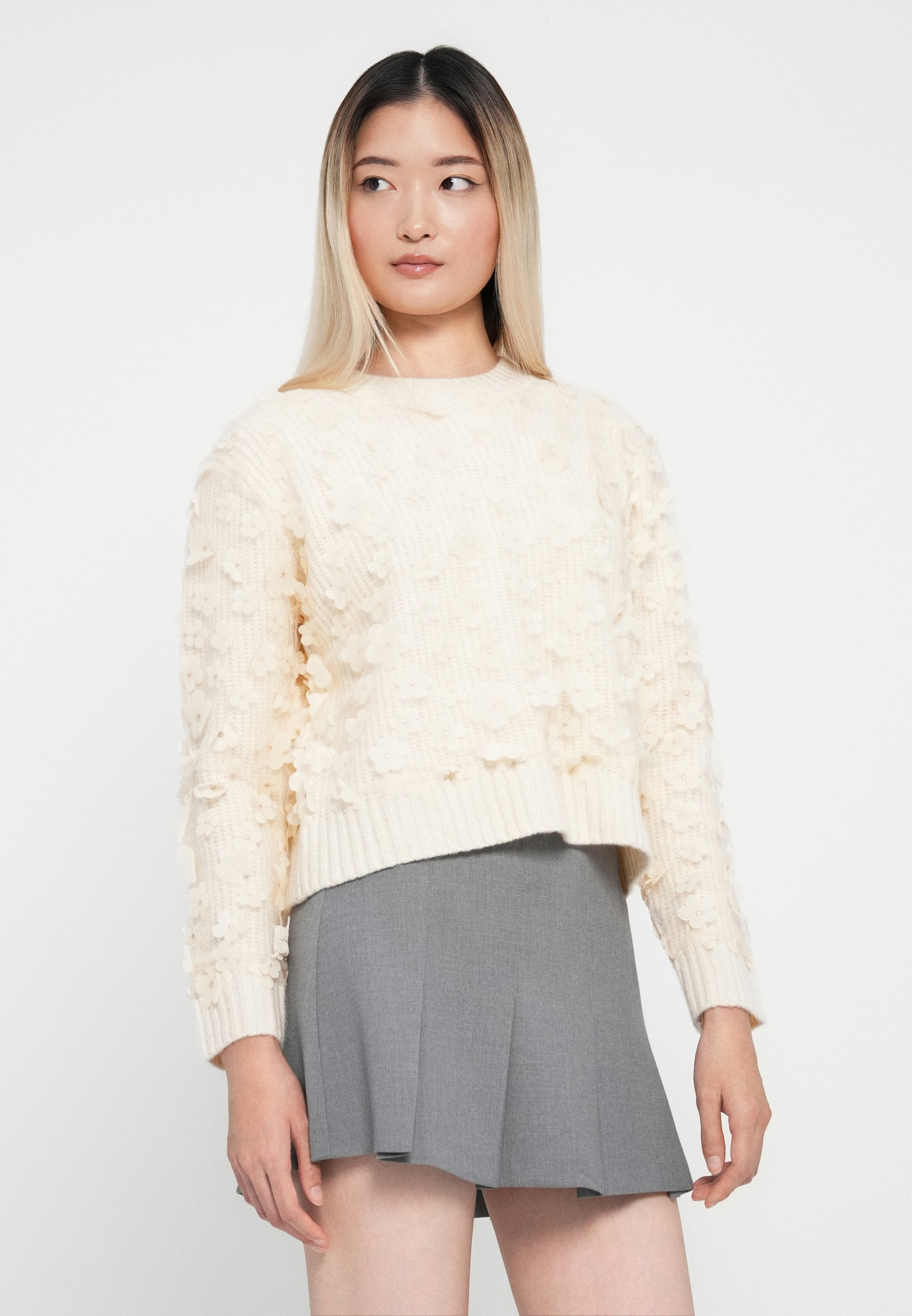 ONLY ONLHUA LIFE FLOWER DETAIL O NECK