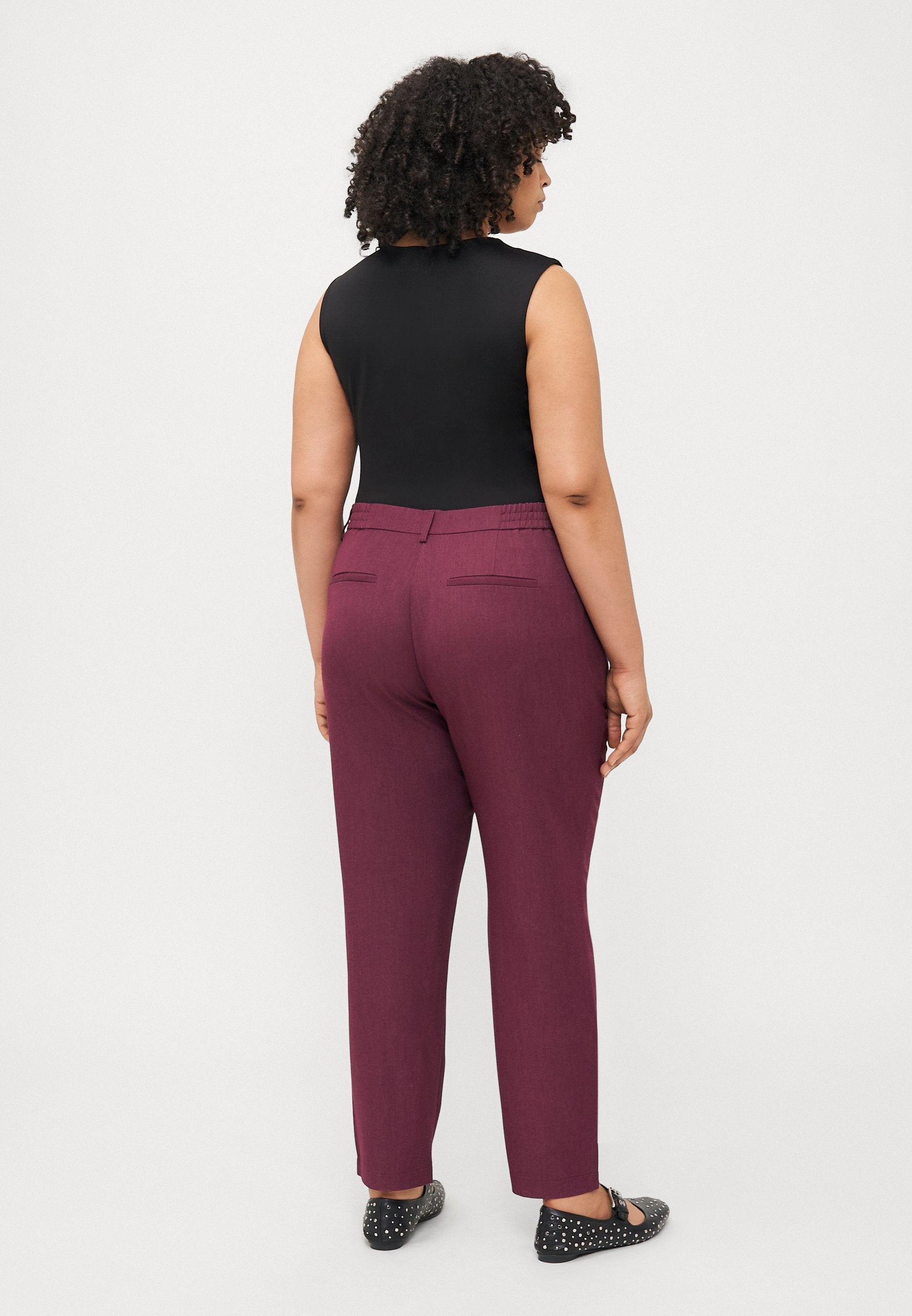 CARHATTIE Regular Fit Media 4
