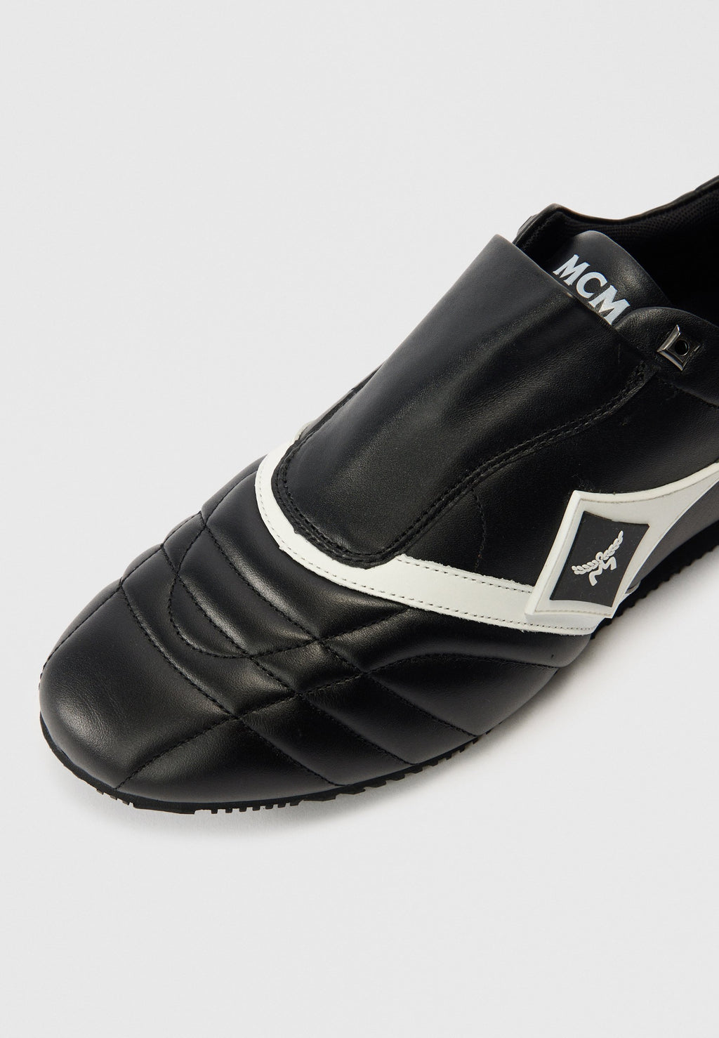 MCM FEDERLITE