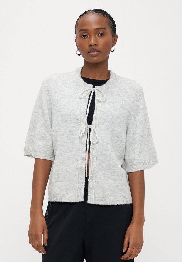 ONLY Petite ONLSIMONI 2/4 BOW CARDIGAN