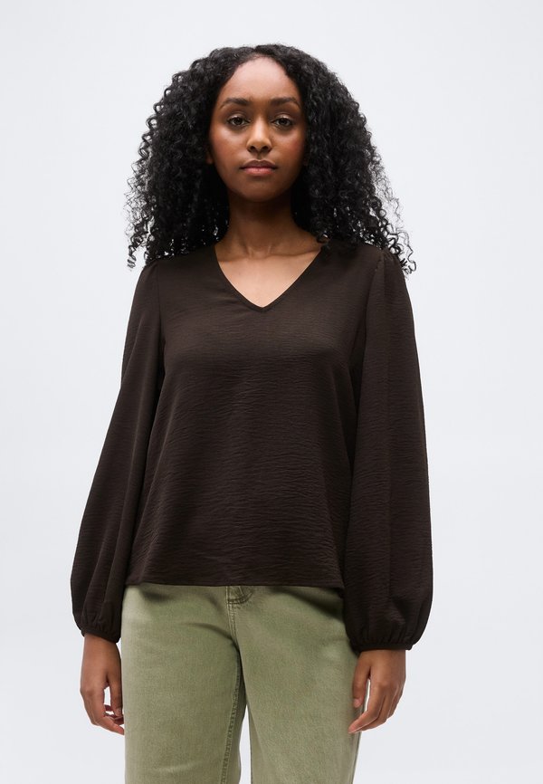 Vero Moda Petite VMALVA V NECK
