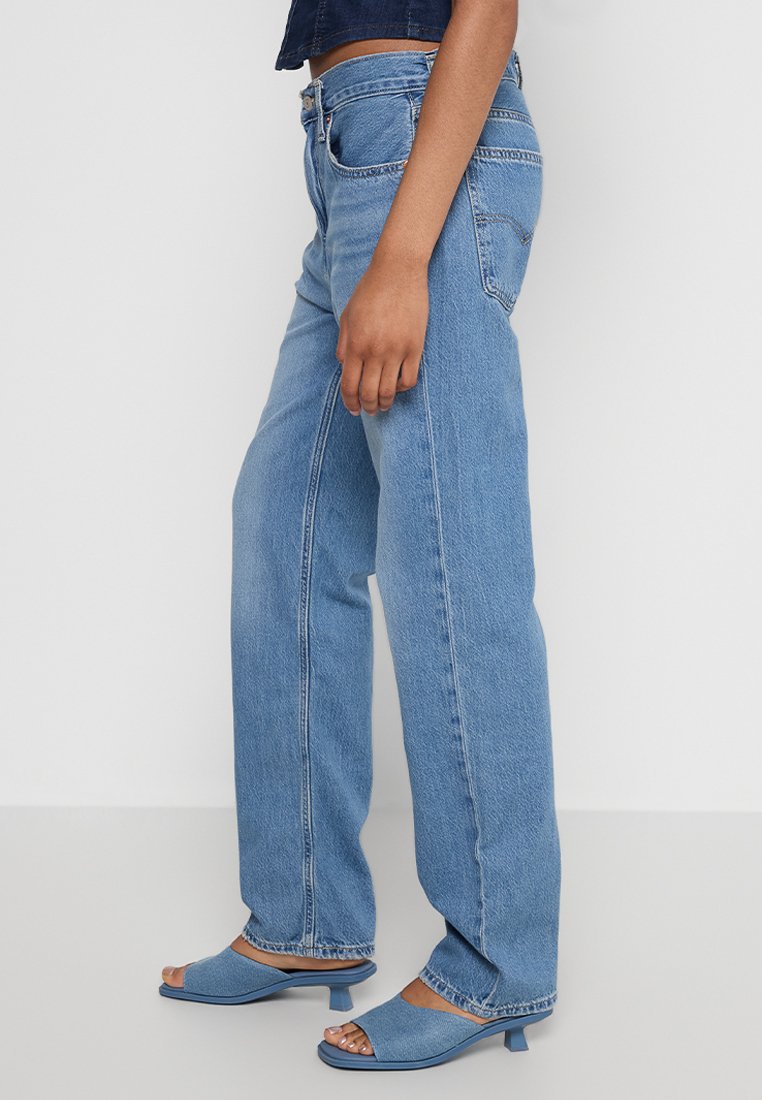 Levi's® HIGH WAIST STRAIGHT
