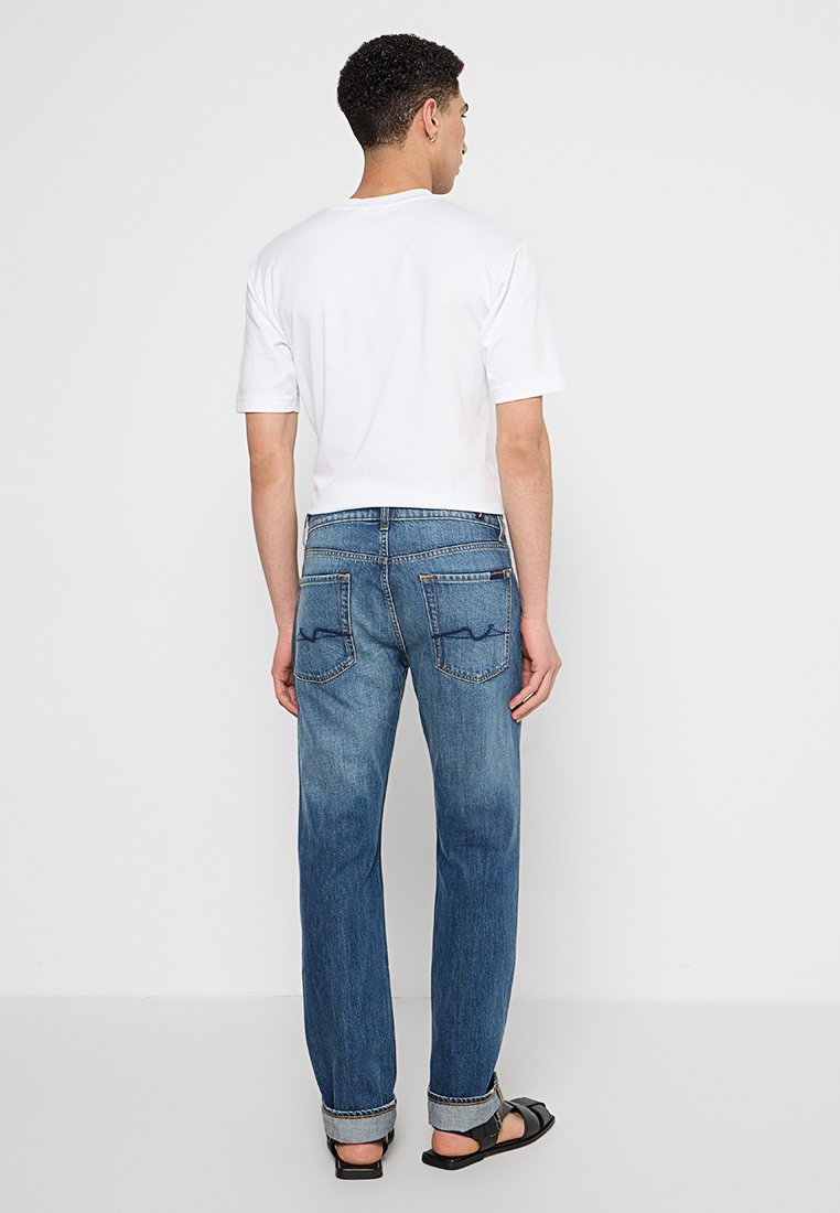 7 for all mankind