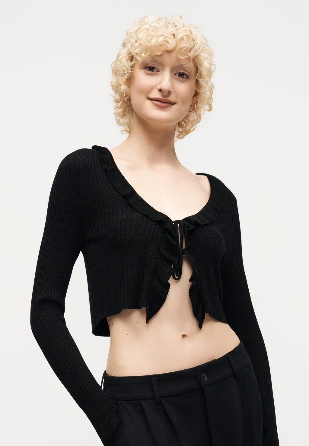 ONLY ONLMILA SHORT RUFFLE CARDIGAN