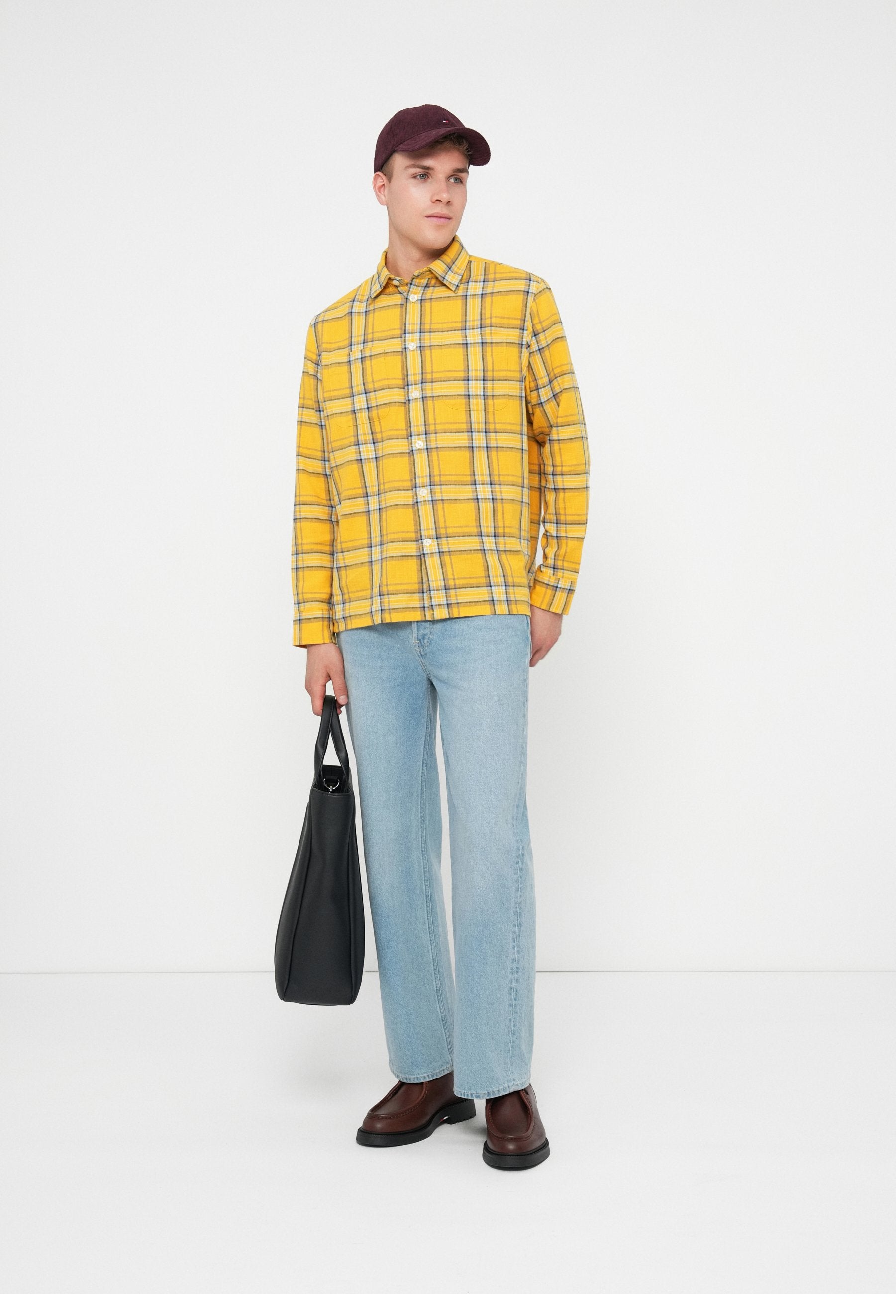 RELAXED FIT TEXTURED TWILL CHECK SHIRT Media 2