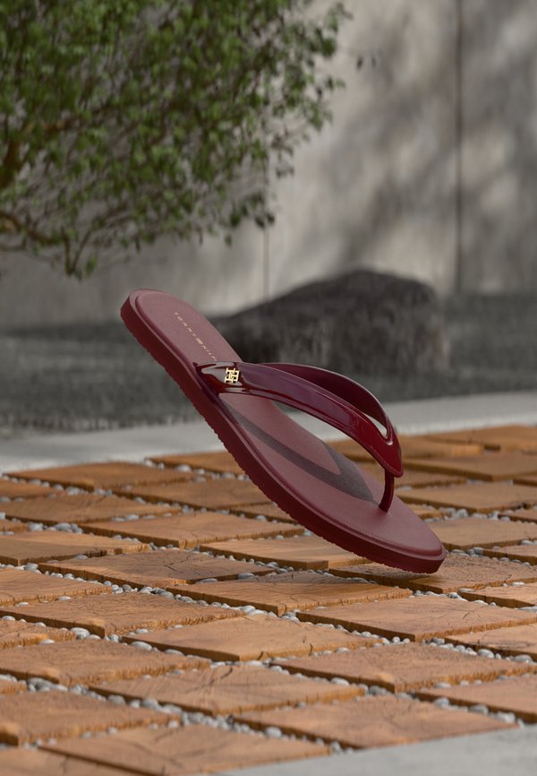 Tommy Hilfiger SCANDI SHINY SUMMER - T-bar sandals - maroon