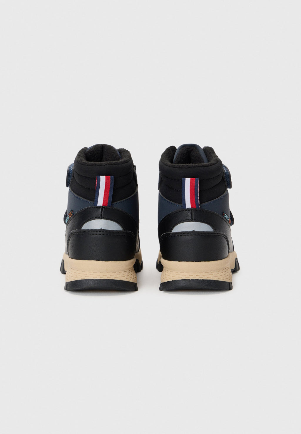 SCOTTIE WATERPROOF UNISEX Media 3