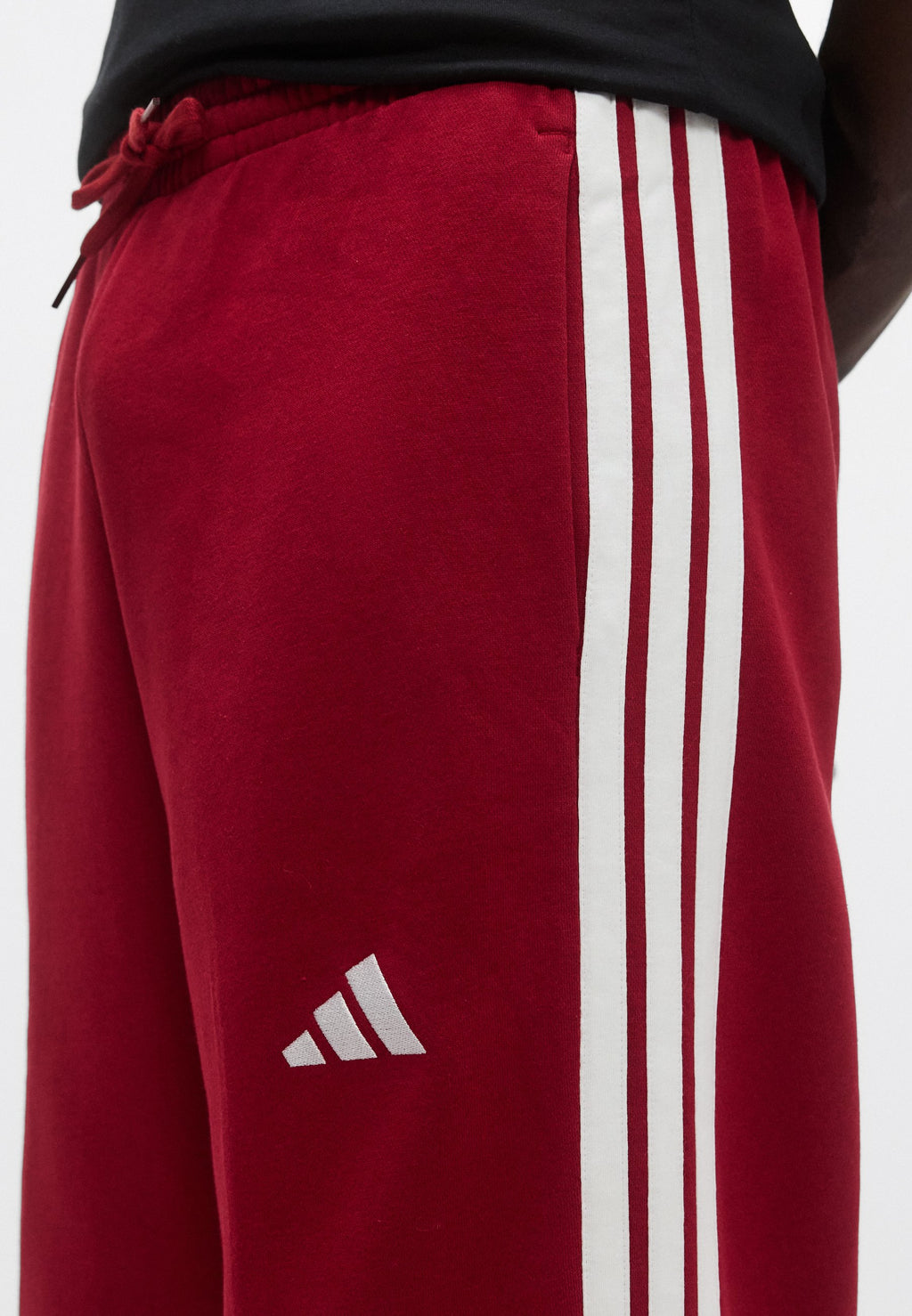 adidas Sportswear ESSENTIALS THREE STRIPES FLEECE WIDE LEG