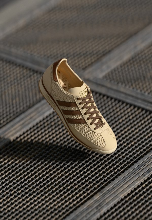 adidas Originals SL 72 OG - Trainers - sand strata/preloved brown/cream white