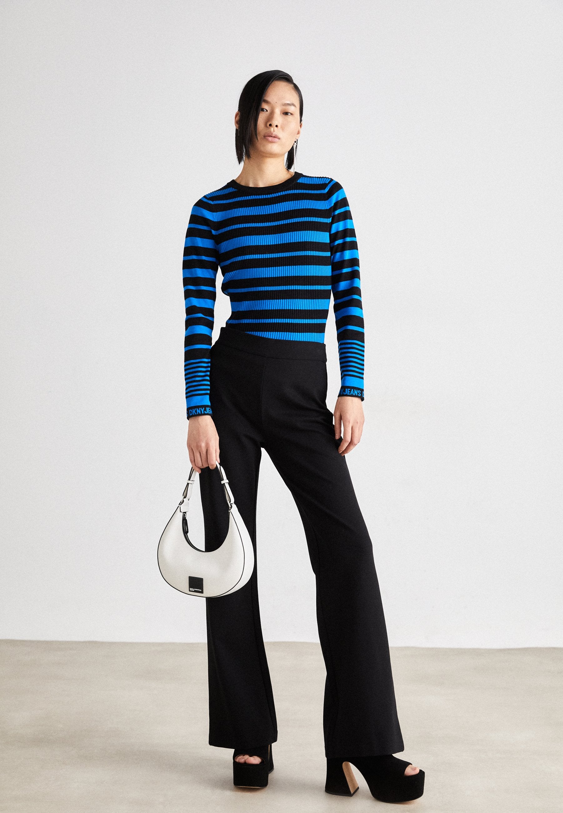 DKNY PULL ON FLARE PANT