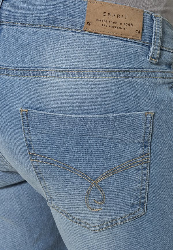 Esprit Maternity