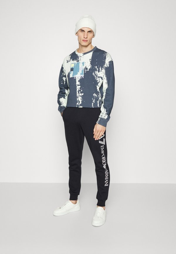 EA7 Emporio Armani PANTALONI