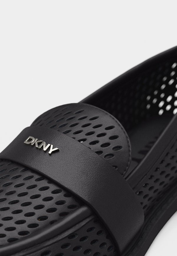 DKNY REZZI