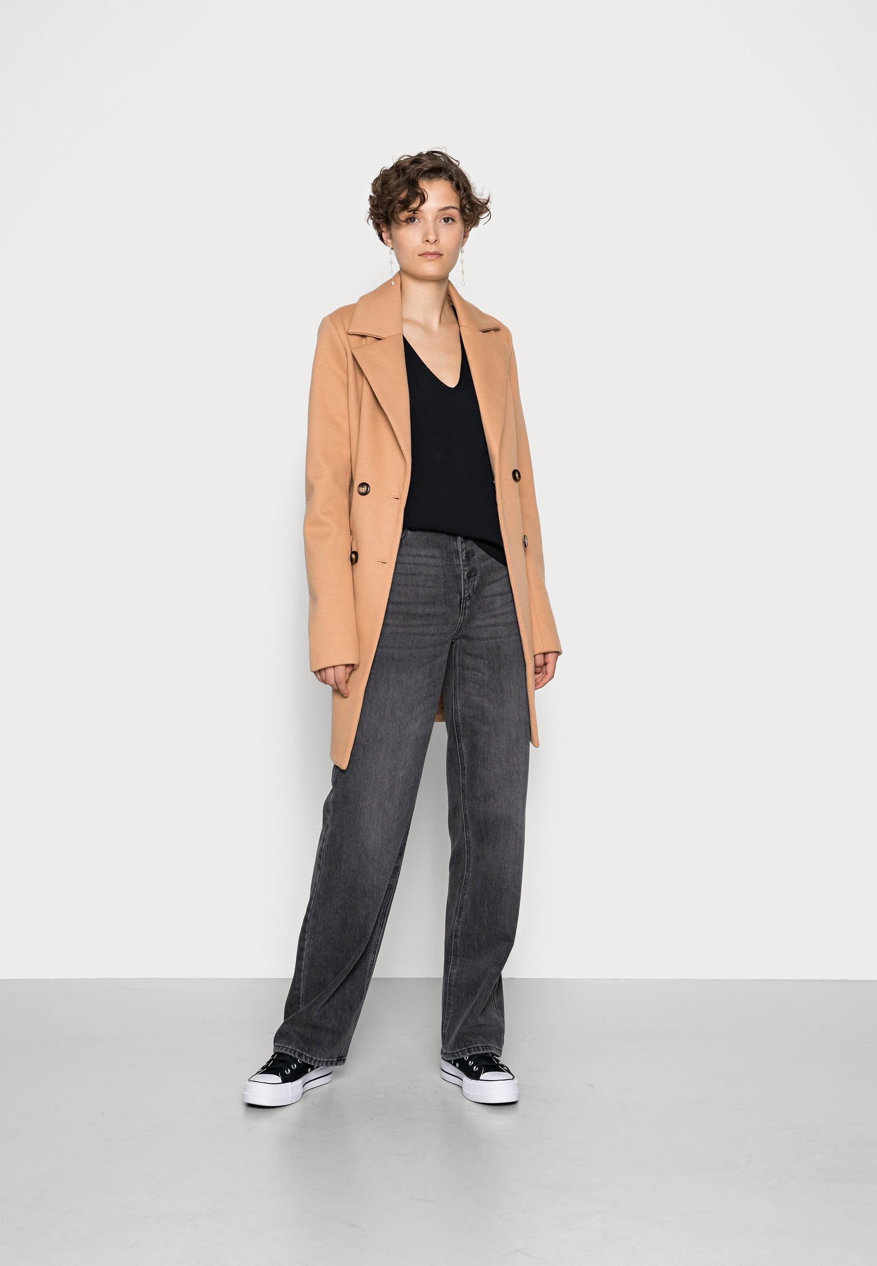 Vero Moda Tall VMBEATRIX V NECK